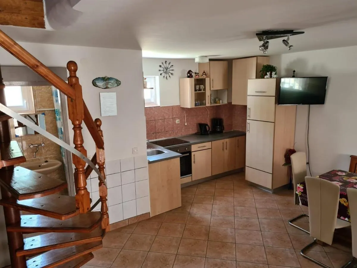 Apartments Tuka Near The Beach Vir Croatia